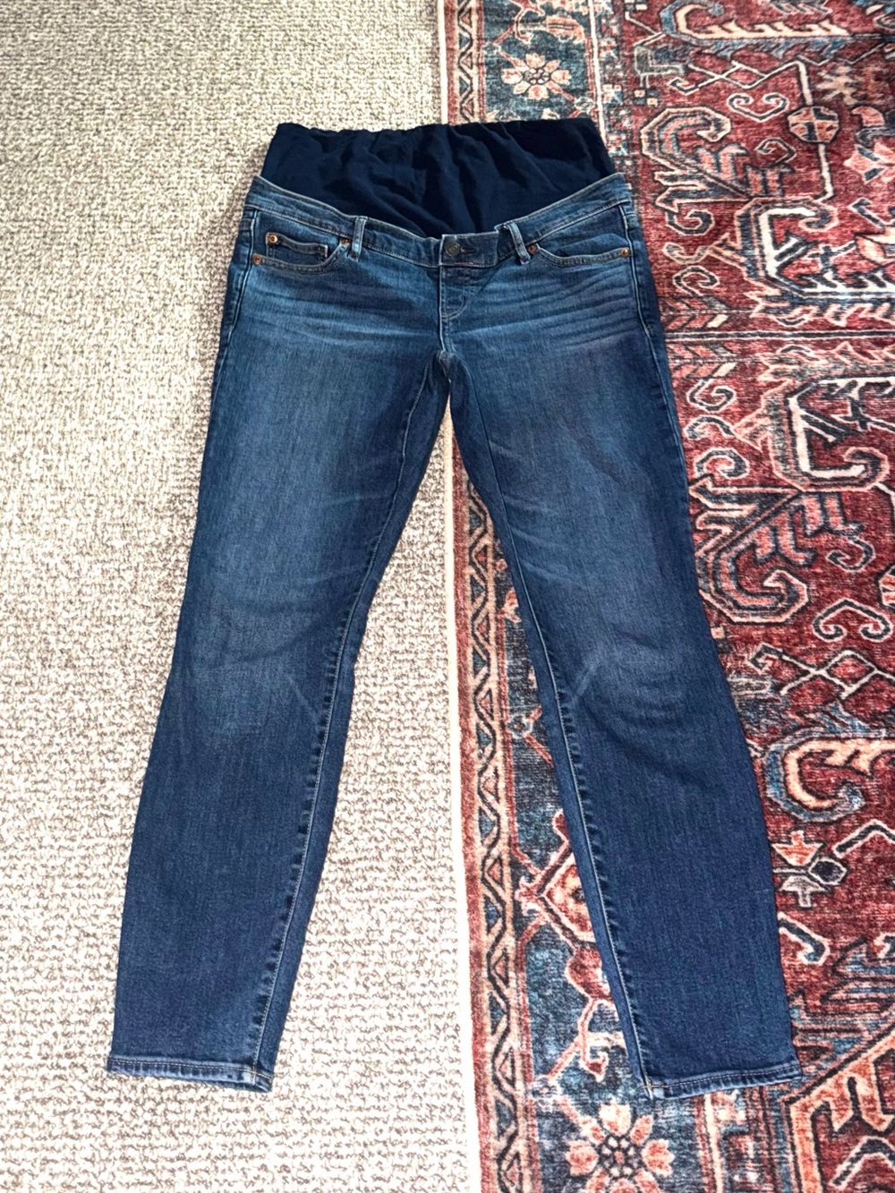 GAP Maternity True Skinny Jeans Size 28